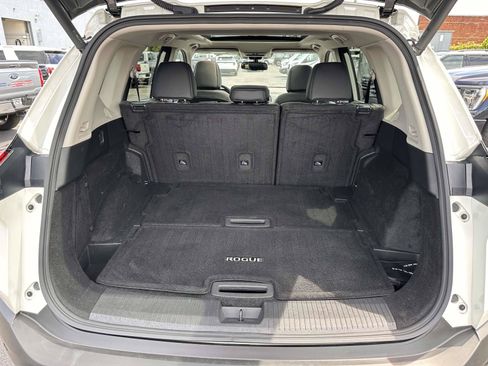Used 2023 Nissan Rogue SL w/ SL Premium Package AWD/4WD image 8