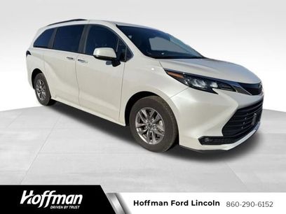 Used 2025 Toyota Sienna XLE
