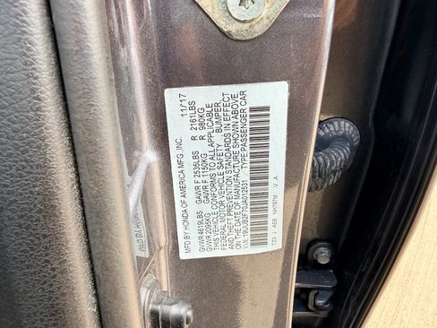 Used 2018 Acura TLX V6 w/ Advance Package FWD image 30
