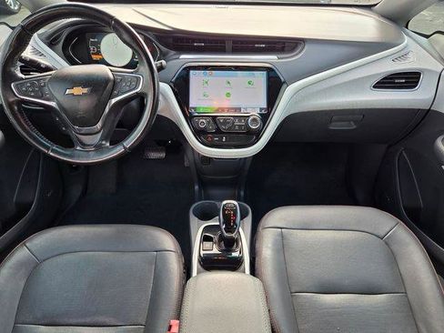 Used 2020 Chevrolet Bolt Premier w/ Infotainment Package FWD image 14