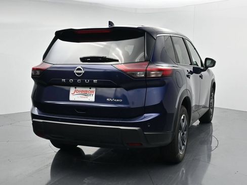 Used 2024 Nissan Rogue SV AWD/4WD image 6