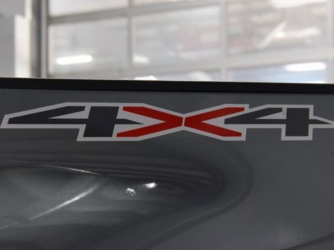 Used 2024 Chevrolet Silverado 3500 W/T image 26