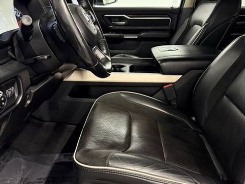 Used 2019 RAM 1500 Laramie image 11