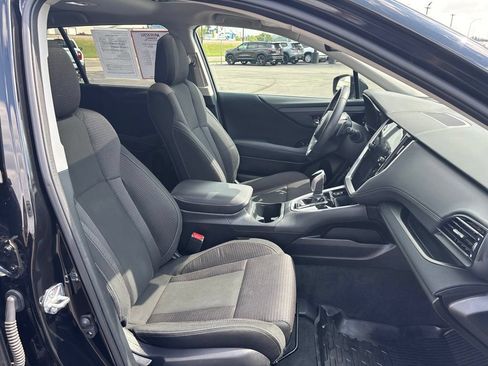 Used 2023 Subaru Outback Premium AWD/4WD image 15
