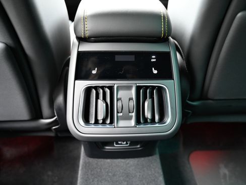 New 2026 Maserati Grecale Modena image 34