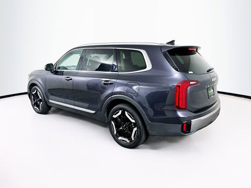 Used 2025 Kia Telluride S image 5