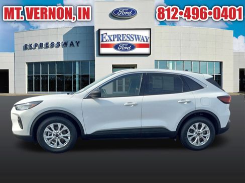 Used 2024 Ford Escape Active w/ Cold Weather Package FWD image 10