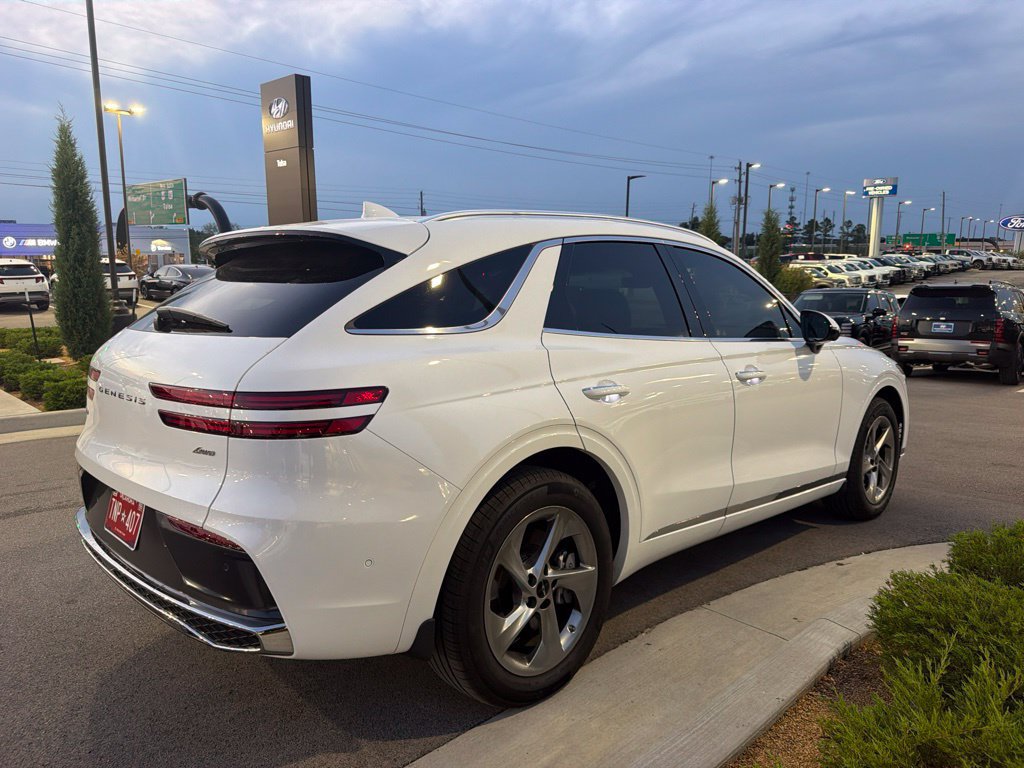 Used 2026 Genesis GV70 2.5T Advanced AWD/4WD image 4