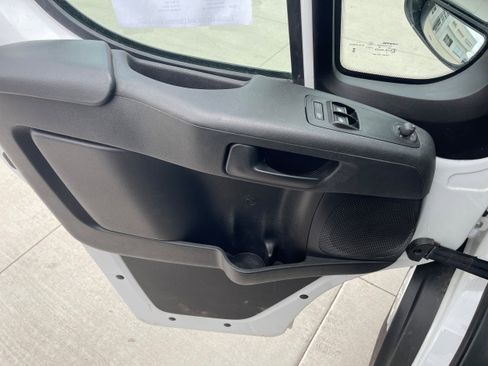 Used 2023 RAM ProMaster 2500 image 13