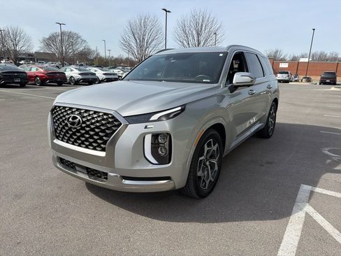 Used 2022 Hyundai Palisade Calligraphy image 1