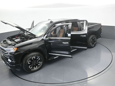 Used 2025 Chevrolet Silverado 1500 High Country image 70