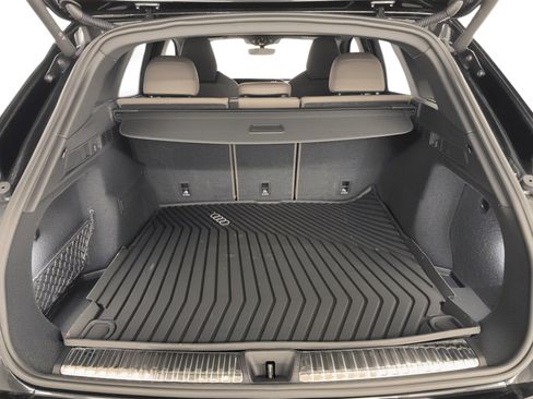 New 2025 Audi Q5 Premium Plus image 13