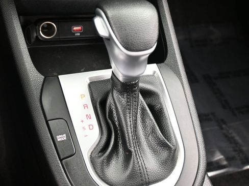 Used 2023 Kia Forte LXS w/ LXS Technology Package image 24