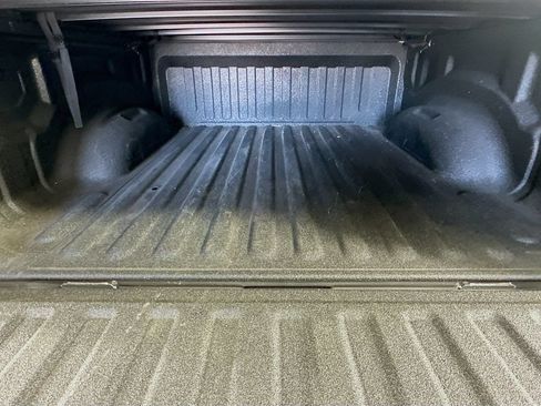 Used 2022 RAM 1500 Big Horn AWD/4WD image 32