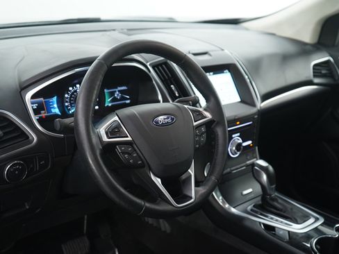 Used 2017 Ford Edge Titanium w/ Equipment Group 301A image 21