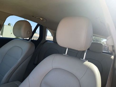 Used 2019 Mercedes-Benz GLC 300 image 28