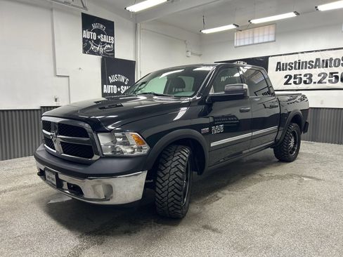 Used 2015 RAM 1500 ST w/ SXT Appearance Group AWD/4WD image 3