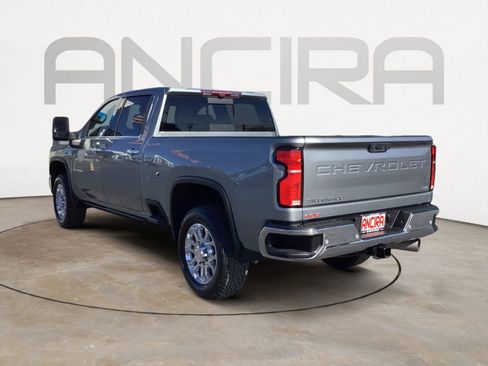 Used 2024 Chevrolet Silverado 2500 LTZ w/ LTZ Premium Package image 12