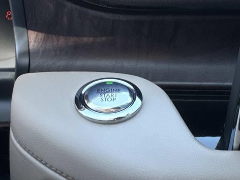 Used 2023 Lincoln Aviator Reserve w/ Equipment Group 201A RWD image 14
