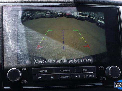 Used 2020 Nissan Titan SV w/ SV Convenience Package image 31