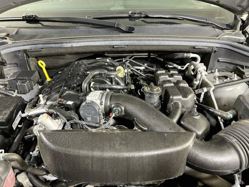 Used 2022 Dodge Durango GT AWD/4WD image 32