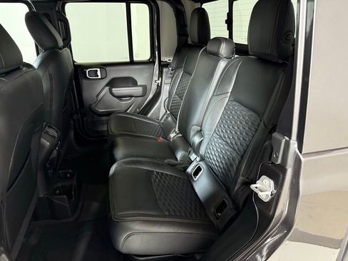 New 2025 Jeep Gladiator Sport AWD/4WD image 14