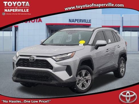 Used 2025 Toyota RAV4 XLE image 1