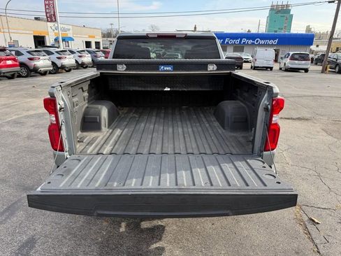 Used 2023 Chevrolet Silverado 1500 RST image 6