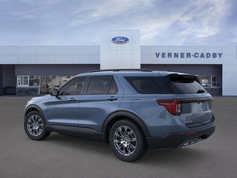 New 2026 Ford Explorer Active w/ Active Comfort Package image 4