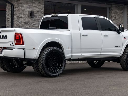 Used 2026 RAM 3500 Limited image 23