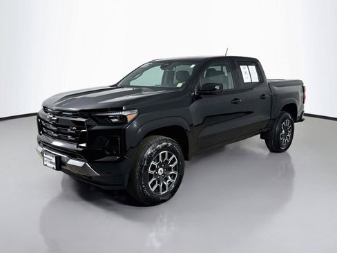 Used 2023 Chevrolet Colorado Z71 w/ Z71 Convenience Package 2 AWD/4WD image 8