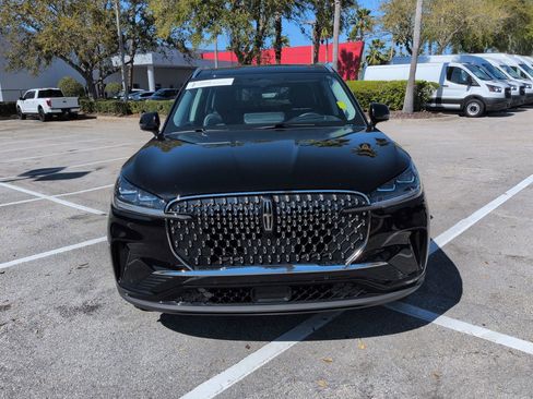 Certified 2025 Lincoln Aviator Reserve w/ Equipment Group 201A AWD/4WD image 9