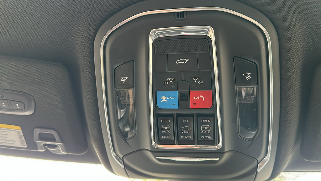 Used 2024 Jeep Grand Cherokee Limited w/ Luxury Tech Group II AWD/4WD image 25