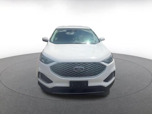 Used 2024 Ford Edge SEL AWD/4WD image 4