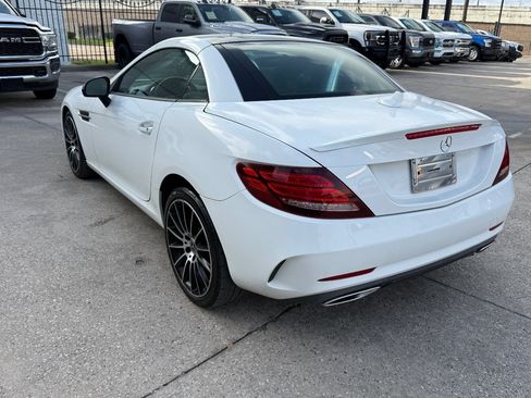 Used 2018 Mercedes-Benz SLC 300 w/ Premium 1 Package image 6