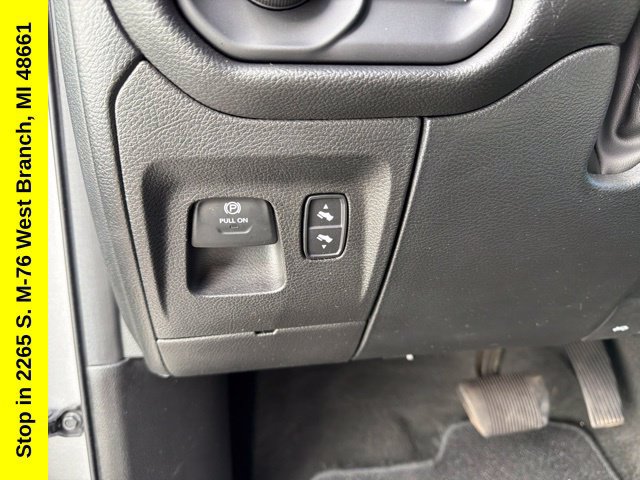 Used 2023 RAM 1500 Big Horn AWD/4WD image 16