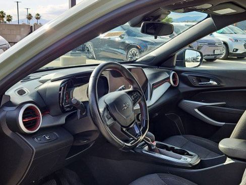 Used 2024 Chevrolet Trax RS w/ Driver Confidence Package FWD image 10