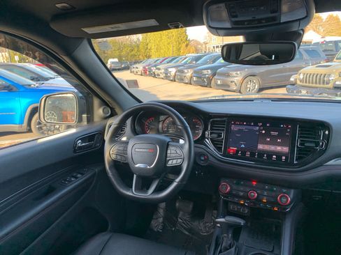 Used 2025 Dodge Durango GT image 36