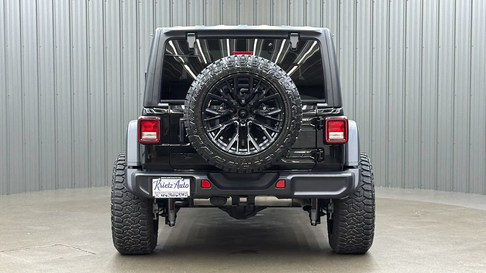 Used 2025 Jeep Wrangler Unlimited Sport AWD/4WD image 4