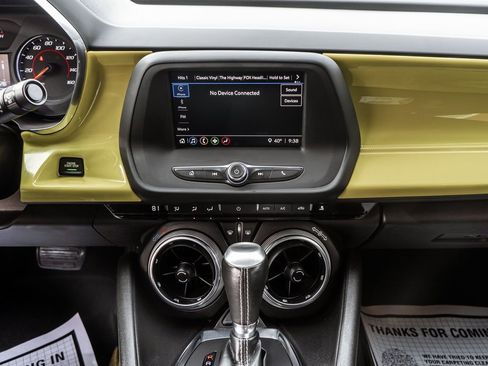 Used 2021 Chevrolet Camaro LT w/ RS Package image 16