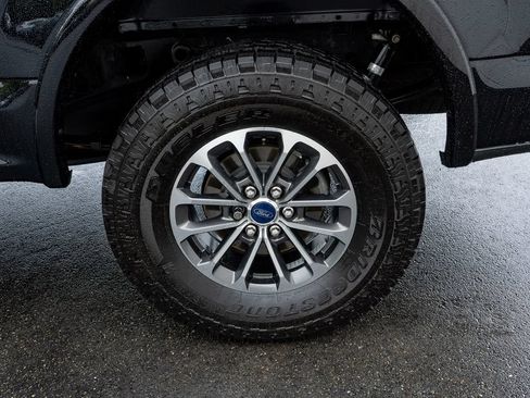 Used 2018 Ford F150 XLT w/ Equipment Group 302A Luxury AWD/4WD image 30