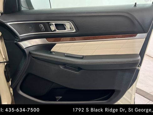 Used 2018 Ford Explorer Platinum AWD/4WD image 23