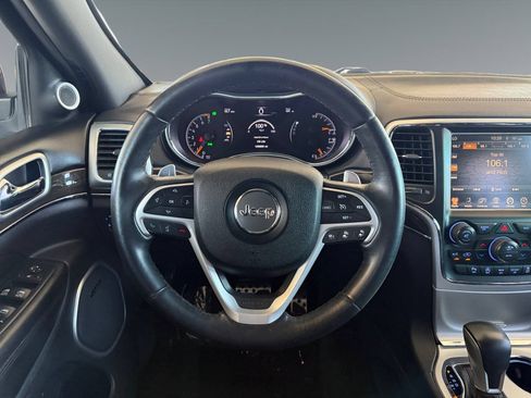 Used 2016 Jeep Grand Cherokee High Altitude AWD/4WD image 17