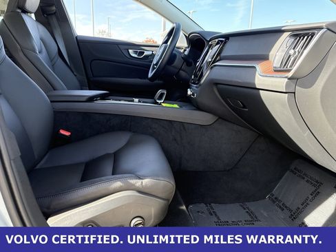 Certified 2025 Volvo V60 B5 Cross Country Plus image 33