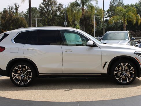 Used 2023 BMW X5 sDrive40i RWD image 7