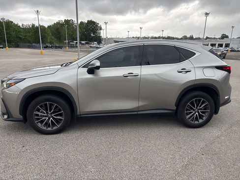 Used 2023 Lexus NX 350 AWD image 4