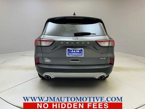 Used 2022 Ford Escape SE w/ Cold Weather Package image 4