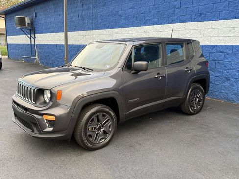 Used 2019 Jeep Renegade Sport image 5