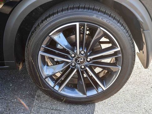 Certified 2025 INFINITI QX50 Sport AWD/4WD image 10