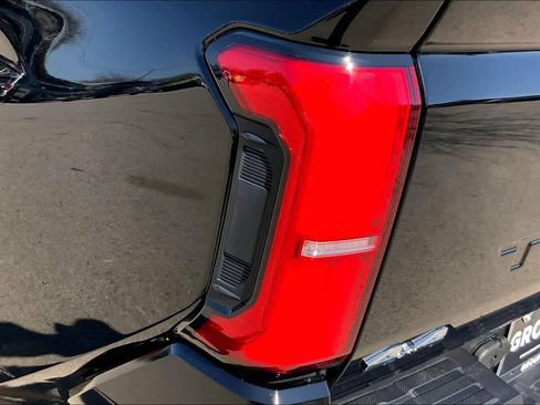 Used 2024 Toyota Tacoma SR5 image 55